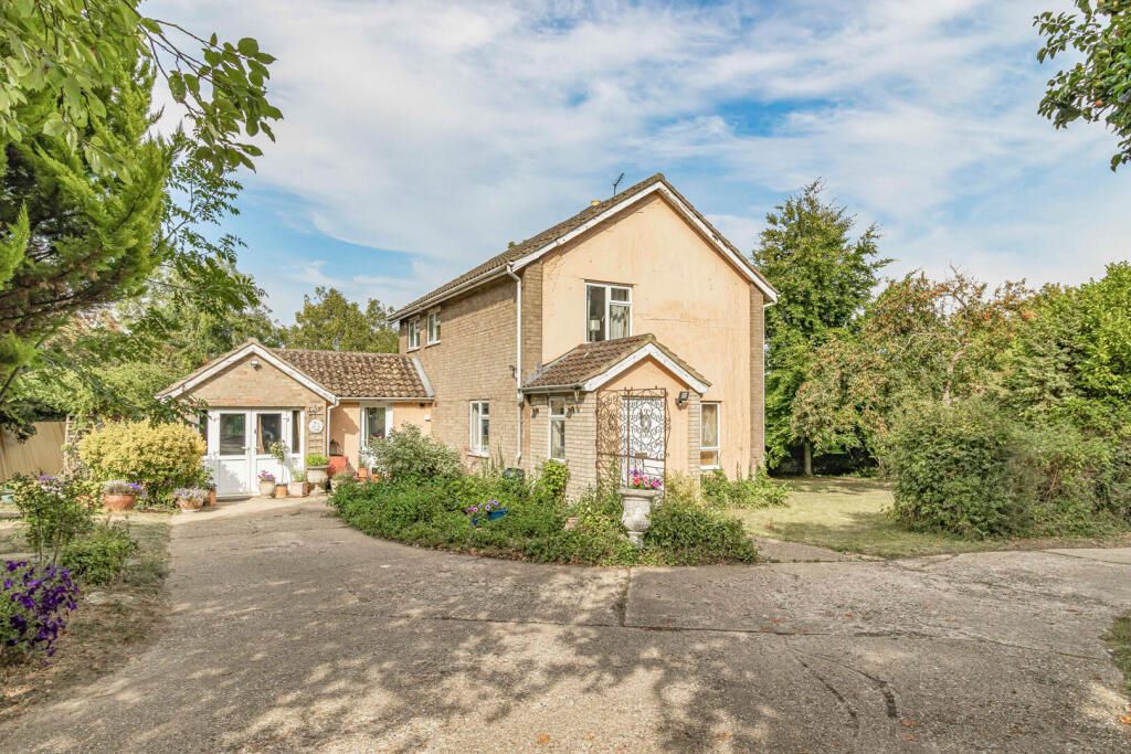 Hillside Farm, Chippenham Road, Freckenham, Bury St. Edmunds, Suffolk