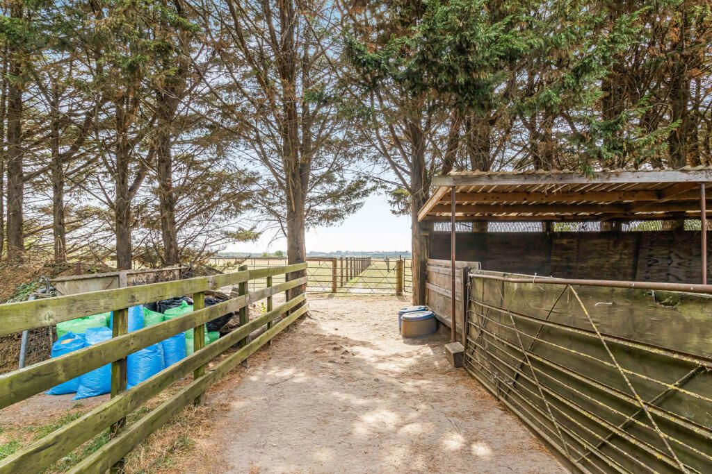 Hillside Farm, Chippenham Road, Freckenham, Bury St. Edmunds, Suffolk