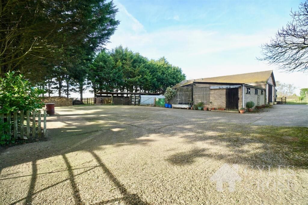 Hillside Farm, Chippenham Road, Freckenham, Bury St. Edmunds, Suffolk